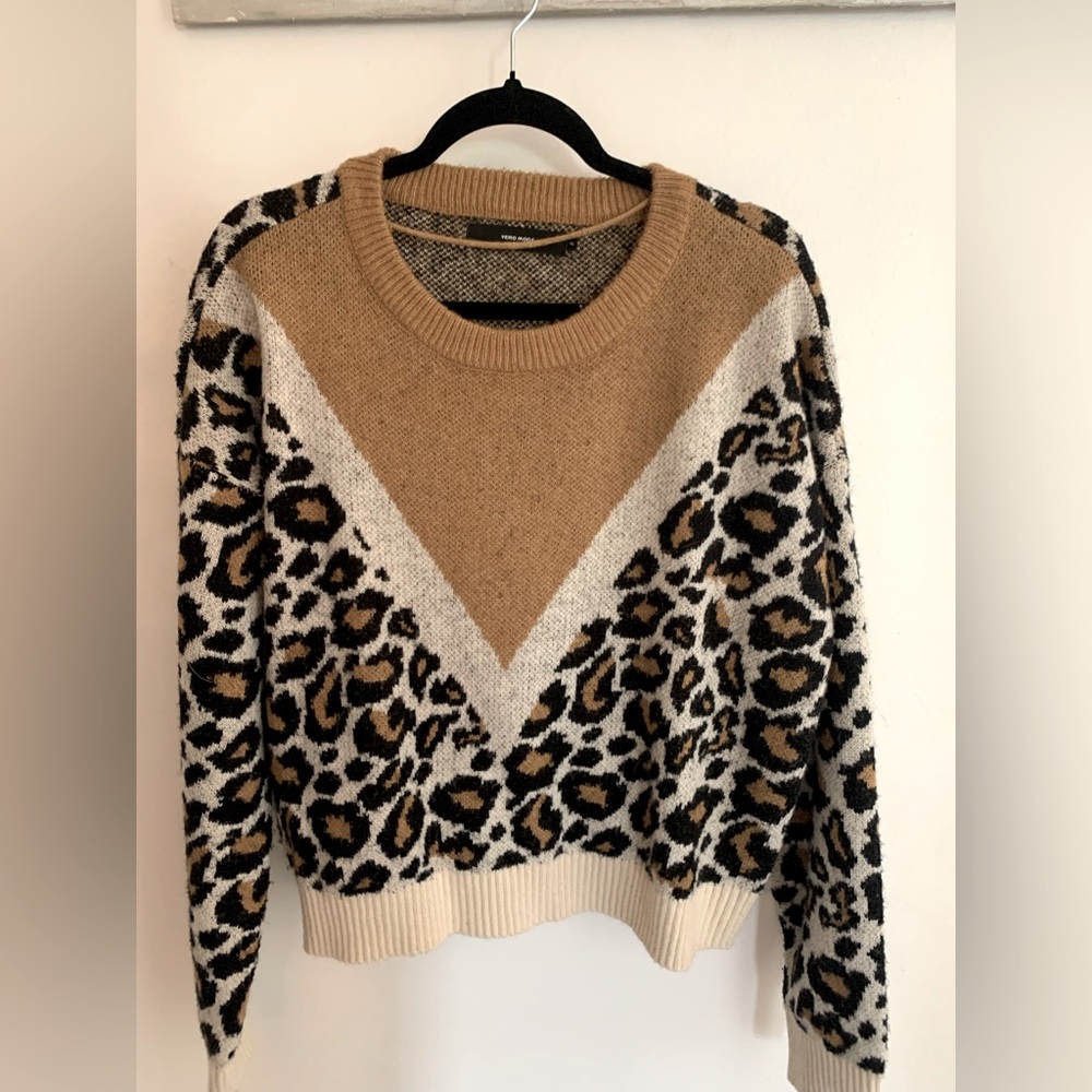 Vero Moda Leopard Print Crew Neck Sweater - Tan/Cream/Black